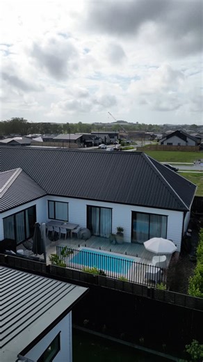 Tiny Pools on Instagram: "This compact backyard shows how The Classic pool can transform your space without taking over. Seamlessly integrated with the deck, it creates a stylish and functional retreat for relaxing or entertaining."