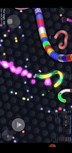 Slither Worms: Engaging Game with Colorful Animation