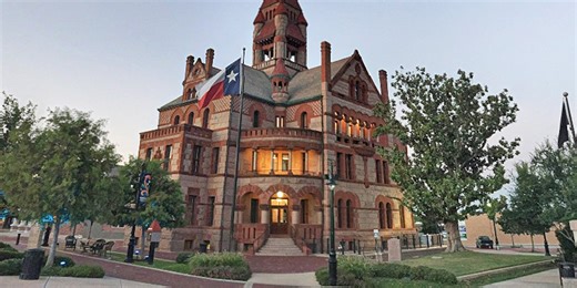 Possible lightning strike investigated at Hopkins County Courthouse