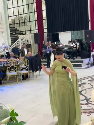 Tinker Bell kimi hiss etdiyim bir günn🫠💚