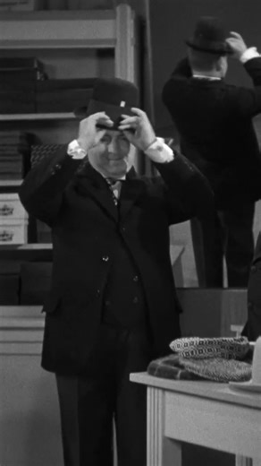 It's #NationalHatDay and there's nobody that looks better than Curly in a hat! #thethreestooges #threestooges #thestooges #stooges #3stooges | The Three Stooges
