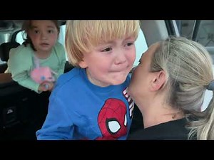 BUĞLEM ARABADA ROBOTA DÖNÜŞTÜ !! BU ROBOT ÇOK SİNİRLİ!! KARDEŞİNİ DÜŞÜRDÜ YARALADI !!