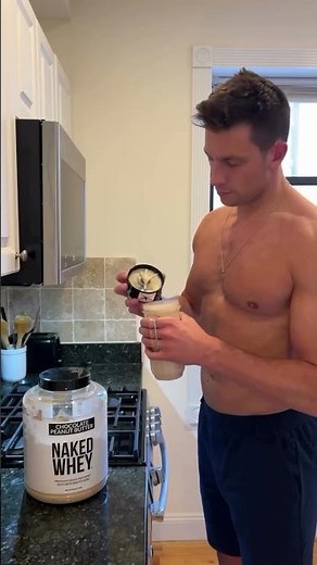 Looking To Level Up Your Muscle Gains? 👀 Naked Whey Can Help You Meet Your Goals 👏