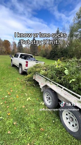 Some ppl wanna swerve in and fuck ur shit up, just stay in ur lane bro #fyp #fyppppppppppppppppppppppp #propertymaintenance #bluecollar #georgetownontario #summer2025 #grasstok