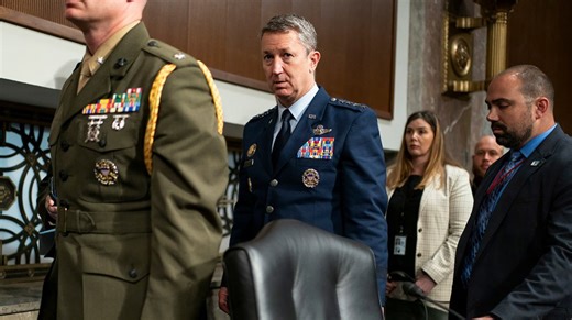 Top US military officer visits Puerto Rico amid pressure on Venezuela