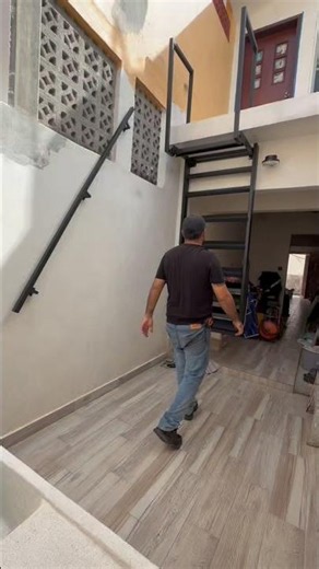 Escalera plegable / para subir a la azotea 👨‍🏭 #estiloindustrial #herrería