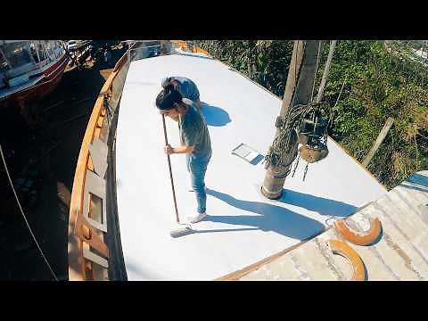 What rebuilding a RESCUED BOAT really looks like! — Sailing Yabá 154