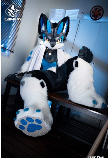 New Electronic Wolf Fursuit Commission