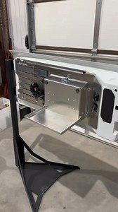 Tired of fumbling with your air system on the trail? The Tailgate Air Command System (TACS) for the Jeep JL is the game-changer you’ve been looking for. Designed to integrate seamlessly into your tailgate, it offers quick and easy access to air up and air down without the hassle. And guess what? The JK and Bronco version are on the way! #InnovationForExploration #MadeInTheUSA #JeepJL #TailgateAirCommand #OverlandGear #TrailReady #OffroadEssentials #AdventureUpgrades | American Adventure Lab