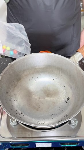 How to Make Colorful Candy Popcorn at Home