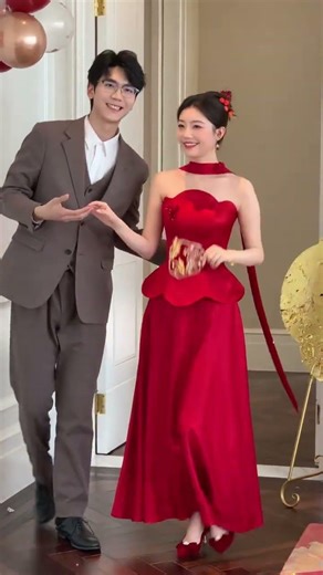 Discover the Trending Chinese Wedding Dress: Ah Ah Ah, So Beautiful
