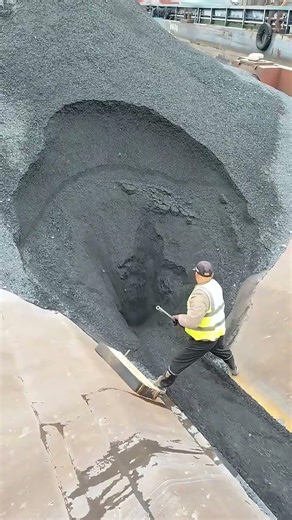 Which crusher configuration gives you the best cubic particle shape? 🤔Here’s the quick breakdown:🦷 J