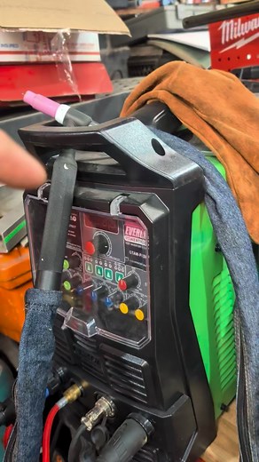 @ssp_weld has some really awesome TIG consumables. TIG cups so get you some of these cups right now and start getting better. Welds like right now before your next welding job have the proper tools before you need them. These guys will set you up really well. #weld #work #tig #tigwelding | Salt City Steel