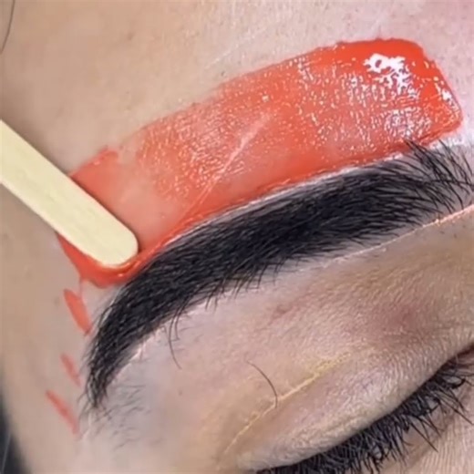 Our SIGNATURE HD Brows Are BACK #shorts #shortsfeed #youtubeshorts #brows #hd #wax #waxing #eyebrows