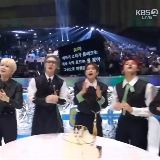 Ateez having so much fun at the KBS Entertainment Awards today #ateez #에이티즈