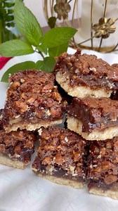 NEW RECIPE just in time for the #kentuckyderby: my mama's famous Chocolate Pecan Pie Bars. 😍🌹🐴Get the recipe: https://therosetable.com/2024/05/02/chocolate-pecan-pie-bars/#derbyparty #derbyrecipes #KyDerby #kentuckyderbyparty | The Rose Table