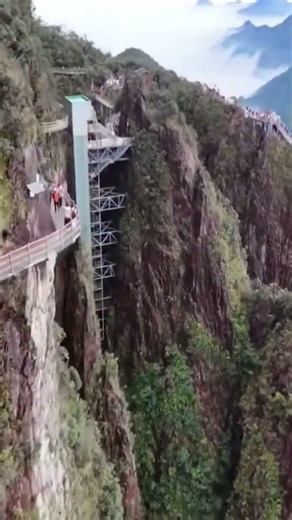 "Walking on the Edge of Heaven! 😱 Mangshan Mountain Skywalk"