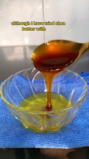 ⚠️ use only unadulterated Shea butter if you plan to cook or make spread with it. You’ve been served, Bread and (Shea) butter for breakfast😊. To eat or to pass? #sheabutter #sheabutterspread #breakfastidea #spreadforbread #eatorpass #nigerianfood #nigerianfoodblogger #exploreafrica #food #foodie | Remremdfoodie