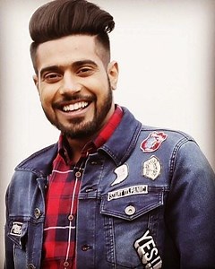 Guri (Punjabi Singer) Age, Girlfriend, Family, Biography & More » StarsUnfolded