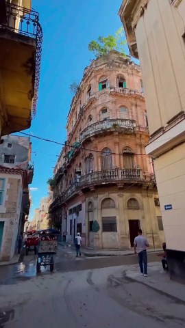 Cuba: A Colorful Journey Through the Heart of the Caribbean