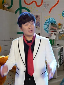 🇲🇾 让孩子 “3天” 掌握别人 “3个月”都学不会的国英技巧 💪 用 #最短时间 换来 #10倍的成绩进步！🔥 . 很多家长都希望孩子能学得快一点、进步多一点。 所以拼命帮孩子找补习、买参考书、逼孩子做题… 但成绩依然没有变化。😩 . 尤其是 马来文和英文， 每次作文都被扣分、不然就是题目看不懂。 . 这三天，Alex & Aaron 老师将用最简单、最有效的方式， 直接教你学校老师不会教的“拿分秘诀”，告诉孩子真正搞懂国英“怎么学、怎么考、怎么拿分”！ 👉 用独创搞笑记忆法来提升至少3倍的成绩 👉 学会国英作文“三大拿A步骤” 👉 把“普通句子”升级成“优美句子 . Alex & Aaron老师已被56 所学校邀请学校义讲，帮助了80,000多名学生爱上过英语，甚至打破了《吉尼斯世界纪录》、《马来西亚纪录大全》, 以及各大荣誉奖项！🏆 甚至也在今年2025年荣获 ASEAN RECORDS 殊荣, 让东盟10国看到孩子对国英文的喜爱！🇲🇾 . 正式邀请孩子参加【国英语挑战课】， 🚨 位置有限，Zoom 满了就真的没有了！ 👉 点击【Learn More】马