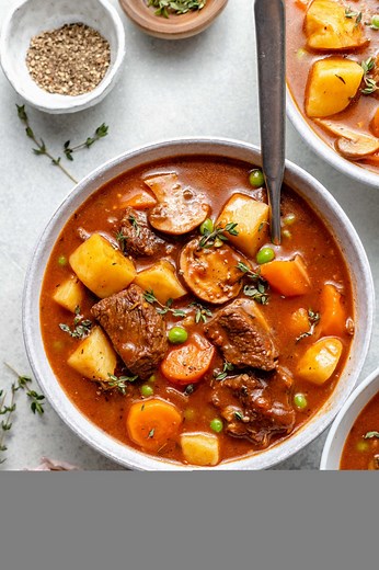 Healthy Beef Stew (Stovetop or Slow Cooker)