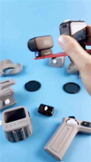 Modularity sounds simple until you start choosing what stays and what goes. Every module feels like it could change the entire vibe of the Nanocam ⚙️ I keep testing, rethinking, scrapping, rebuilding… it’s chaos, but the exciting kind 🎥 Anyone else knows this feeling of having too many good ideas? 📐 | Byron Seven