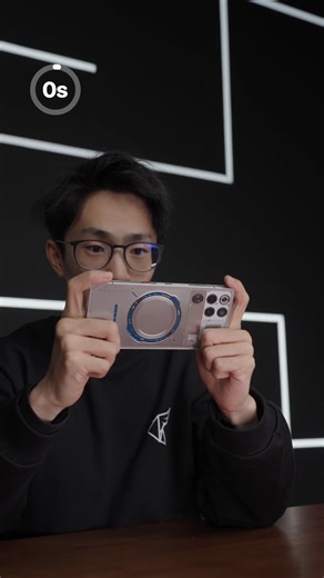 Real recognize real. 🤝 HTX Studio pushes engineering to the absolute limit, and so do we. Watch his masterpiece here: https://www.youtube.com/watch?v=esY3iS4l3Xs | REDMAGIC