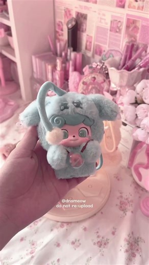 Rotating Acrylic Display Case🎀💗 #displaycase #acrylicdisplay #rotatingdisplay #cute #pinkaesthetic