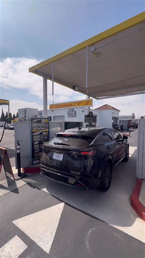 7.2K views · 140 reactions | Weekly reminder‼️ Wash your car! 識 Get your ride sparkling in minutes at the @chemicalguyscarwash | Chemical Guys | Facebook