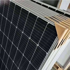 [Hot Item] Premium Trina 575W Monocrystalline Flexible Solar Panel for Efficient Energy