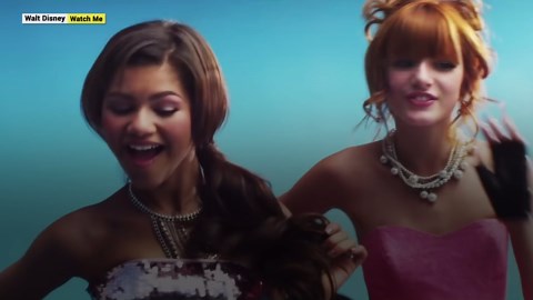 Zendaya’s Futuristic 3-D Printed Dress Wraps Around Her Torso Like a Corkscrew