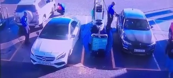 ArriveAlive on Instagram: "Armed robbery at Engen Bassonia JHB captured on CCTV camera. Crime as a Threat to Road Safety http://shar.es/PuNTm #ArriveAlive #Crime"