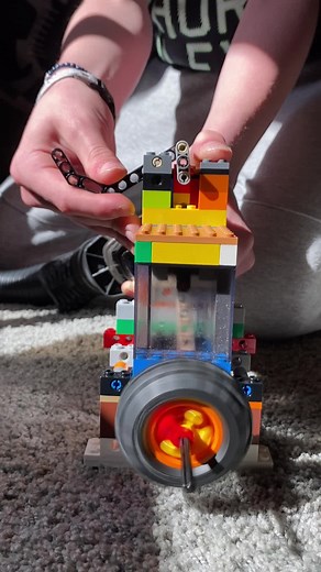 One cylinder explodes #legovacuumengine #engine #nitrolve #legotechnic #lego