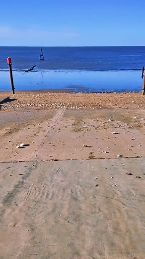 Hunstanton beach #Travel2026 #hunstantonnorfolk #hunstantonbeach #Explore2026 #hunstanton