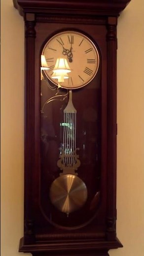 Howard Miller Battery Operated Dual-Chime Wall Clock Westminster