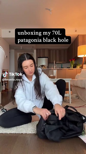 Patagonia Black Hole 70L Bag Unboxing for Backpacking