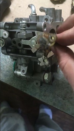 Kawasaki FH601V throttle shaft differences #kawasaki #carburator #engine #smallengine