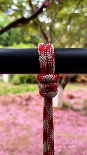 The Steel Grip ⚡ The Double-Single Loop for smooth metal bars.