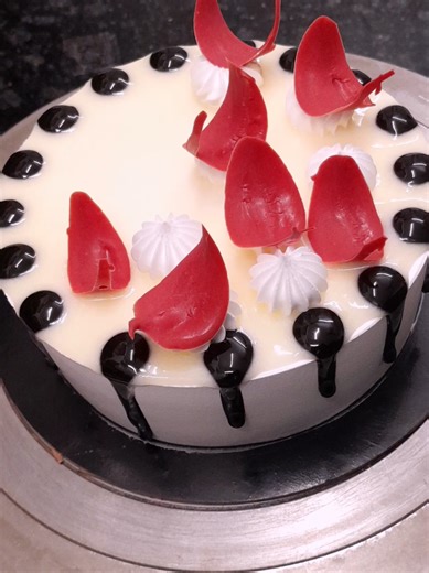 Amazing Cake Decoration Design Ideas