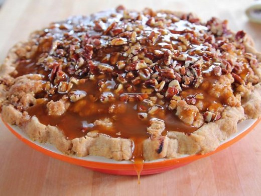 Ree's Caramel Apple Pie