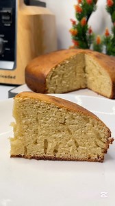 1.5K views · 1.2K reactions | I made this delicious vanilla cake without using hand mixer. All thanks to my @rayluxafrica blender Ingredients: • 4 Eggs • 1 cup of sugar • 1 tbsp vanilla • 1 tsp vinegar • 1/3 cup melted butter Blend for 30 seconds • Sift 2&1/2 cups flour • 1 tbsp baking powder • A pinch of salt • 1 cup milk Bake at 160c bottom heat only for 30 minutes | Oluchi’s kitchen | Facebook