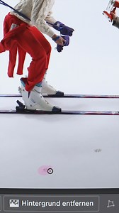 2.4K reactions · 70 shares | Entdecke, wie du mit Hilfe von Photoshop und KI ganz einfach störende Elemente aus deinen Bildern entfernen kannst. | Adobe Photoshop | Facebook