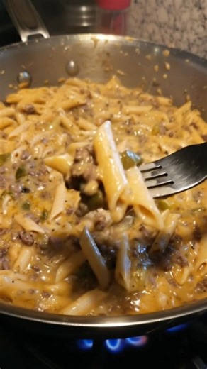 Green Chile Hamburger Helper ""This is absolutely delicious. Don't change a thing! I took this to a dinner party and everyone loved it but Ive been making it at home just for us too. It really only takes 15 minutes!"" Must express something to keep getting my recipes.... Thank you. Recipe in c.o.m.m.e.n.t. | Best Mexican Recipes