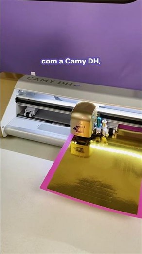 Você olharia para essa moldura e diria que ela foi feita de papel? 👀 #plotterderecorte