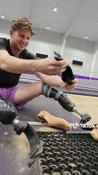 Hunter Woodhall's Hilarious Beach Mishap