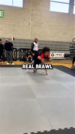 Joe Rogan’s First Fight… This Party Got CRAZY 😳