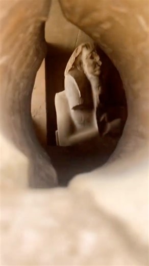 161K views · 3.6K reactions | Statue of King Djoser – The Oldest Known Life-Sized Royal Statue ️ # francisco.solis.trips #djoser #saqqara #steppyramid #ancientegypt #egypt #egypte #egipto #egito #royalstatue #discoveregypt #visitcairo #egypttravel #bucketlist #travelgram | Tours In Egypt | Facebook