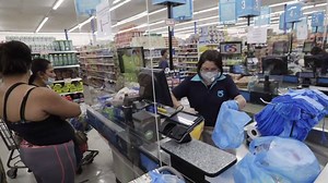 NEW LAWS: The minimum wage increased in 20 states on New Year’s Day, with many implementing a pay hike of $15/hour— but with the federal minimum wage still just $7.25/hour, with no increase in more than a decade. Whit Johnson reports. https://abcn.ws/3rNS8DI | ABC World News Tonight with David Muir