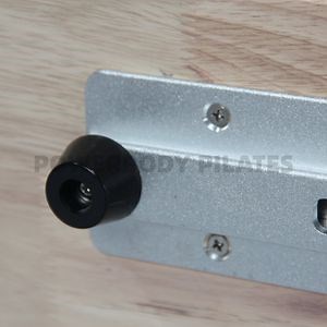 [Hot Item] Gym Reformer Machine Sliding Bed White Solid Maple Pilates Reformer Home Equipment